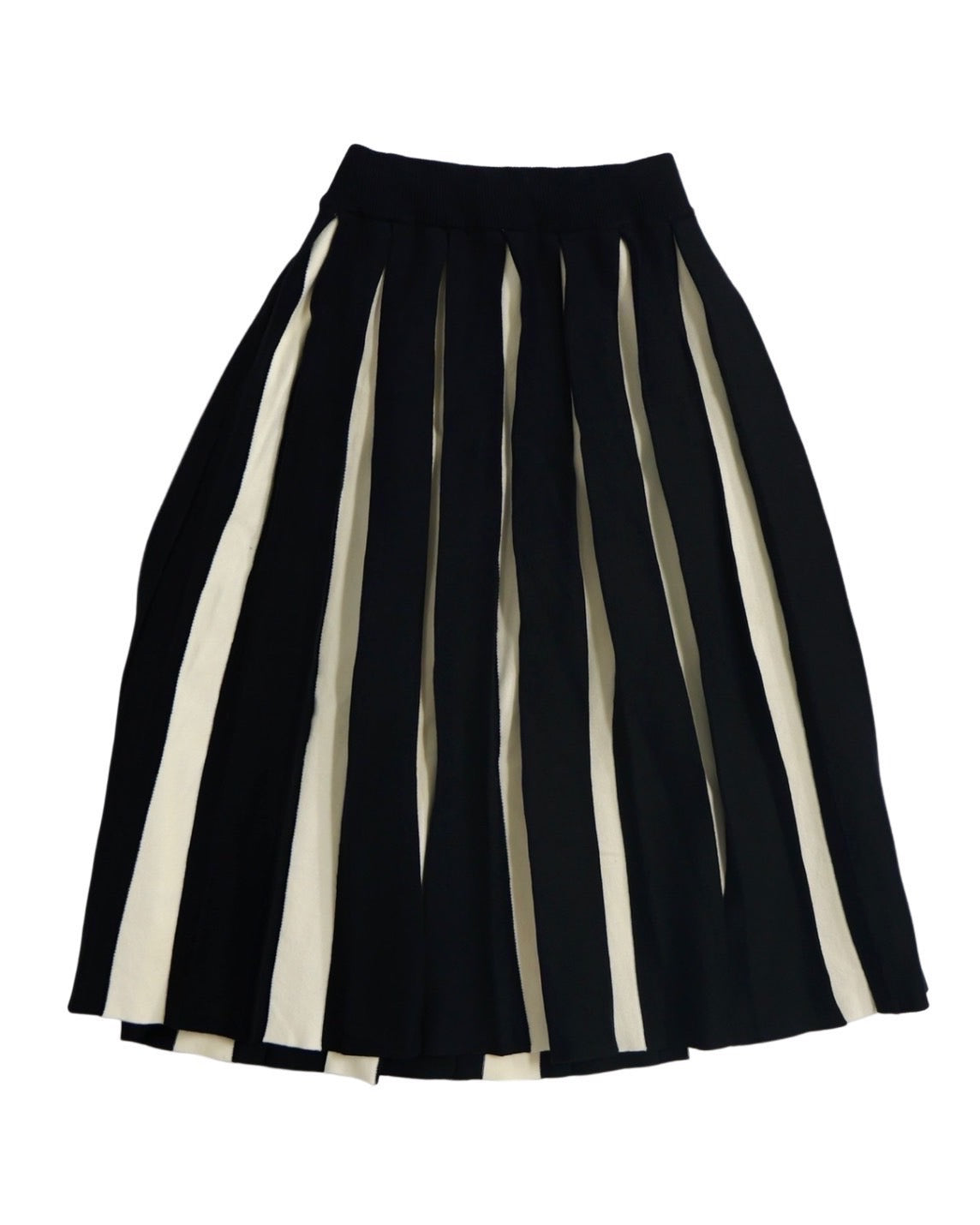 BLACK PLEATS SKIRT – Charlie Style